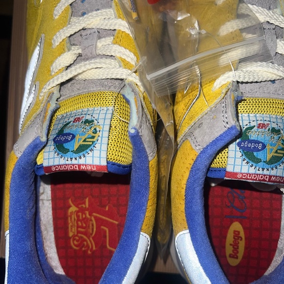 New Balance 574 x Bodega Legacy
Arrival & Departure Combo Pack Size 14
W/receipt - Picture 7 of 16